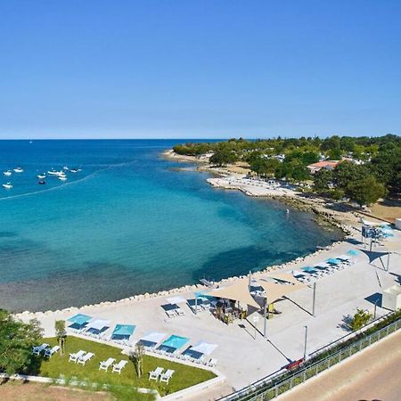 Easyatent Safari Tent Park Умаг Екстериор снимка