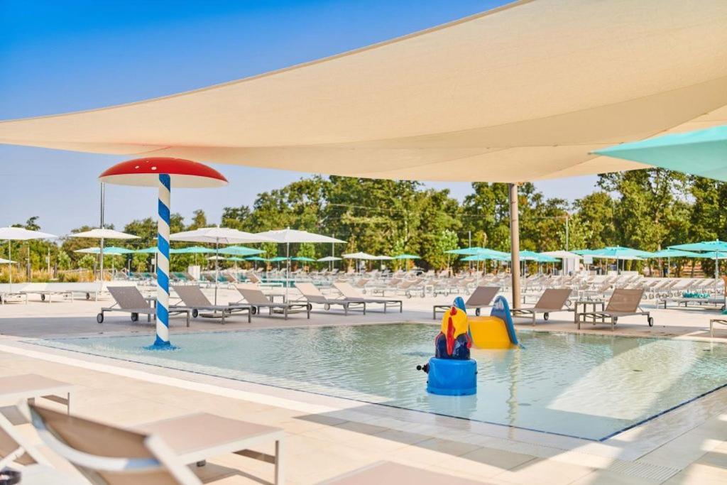 Easyatent Safari Tent Park Умаг Екстериор снимка