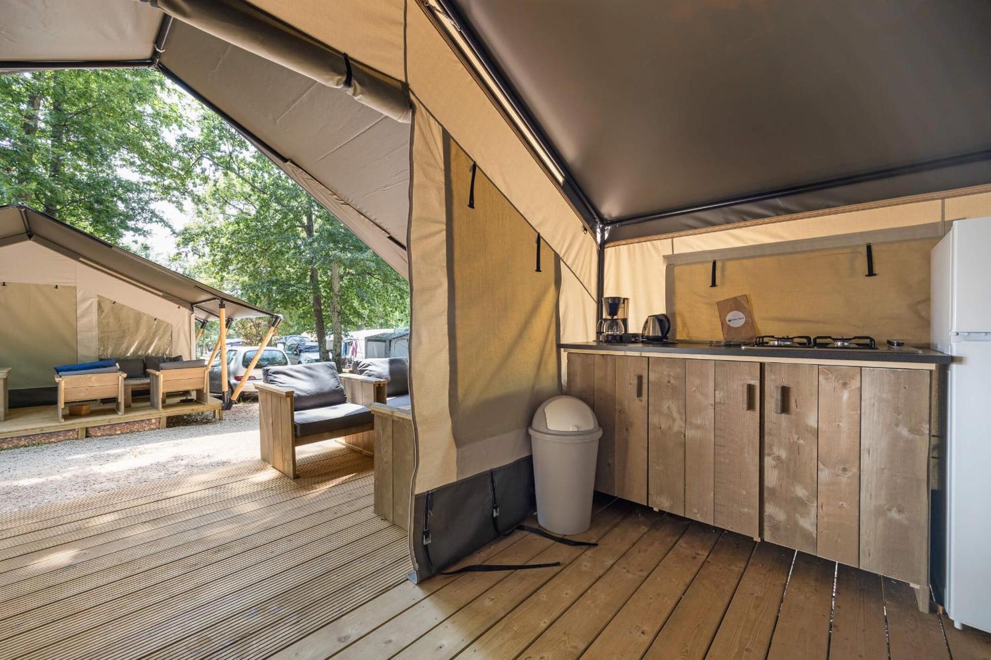 Easyatent Safari Tent Park Умаг Екстериор снимка